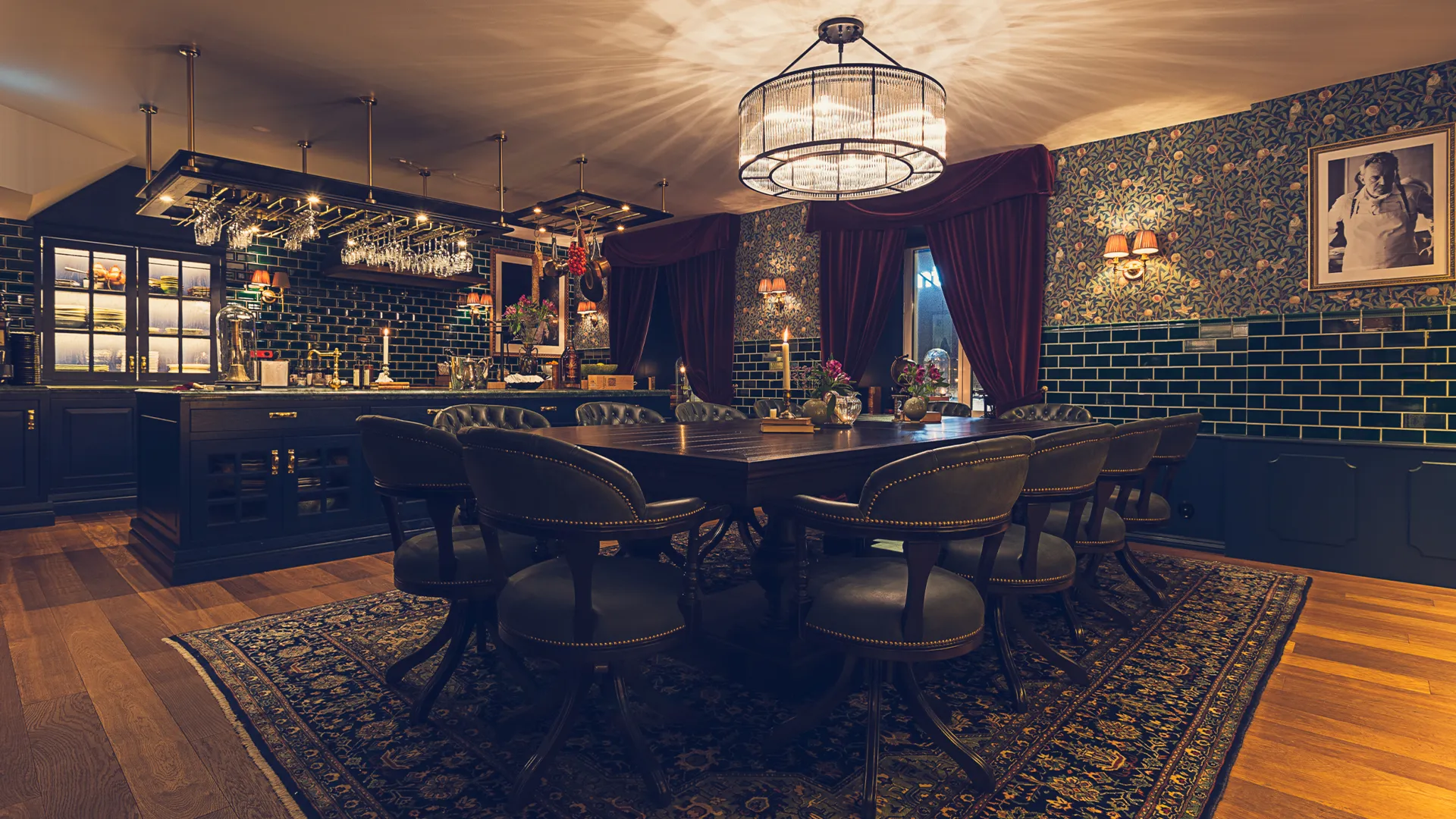 CELEBRATE AT PIGALLE